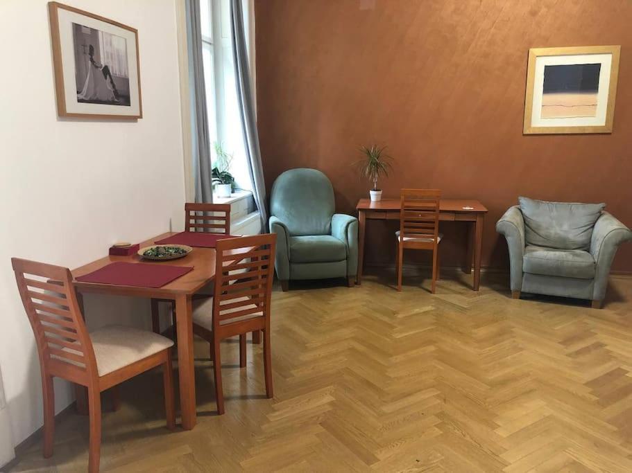 Exclusive Unique Apartment - Prague Central, Prague